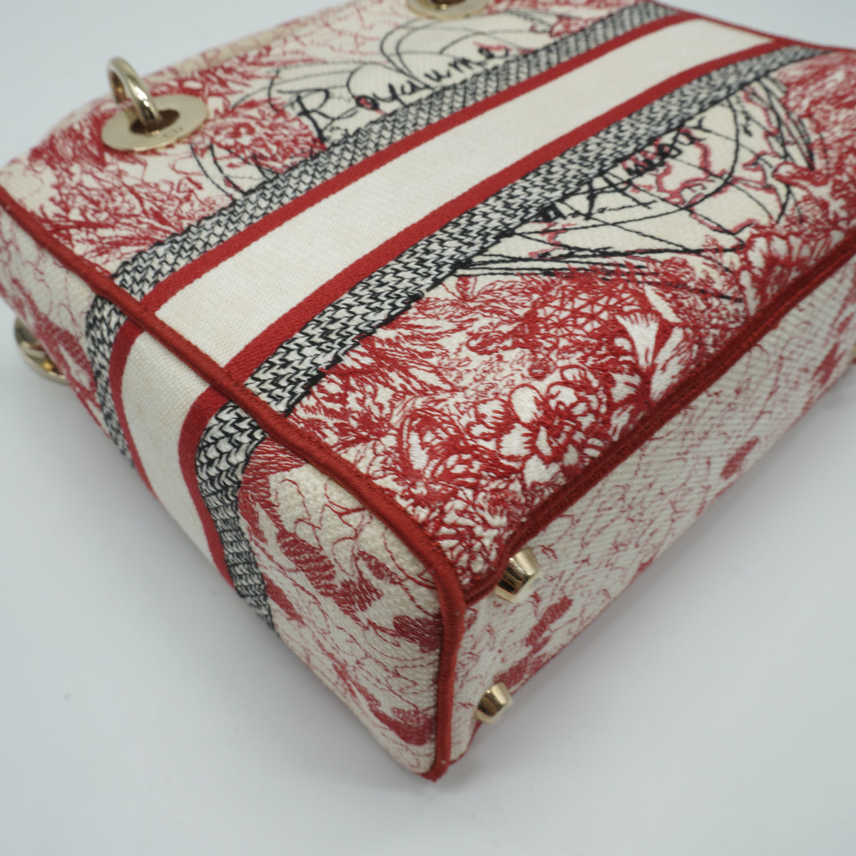 Dior Dioramour D-Royaume Lady D-Lite Red Multicolor Canvas Embroidered Medium GHW