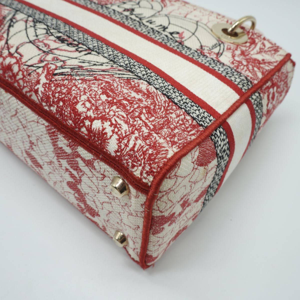 Dior Dioramour D-Royaume Lady D-Lite Red Multicolor Canvas Embroidered Medium GHW