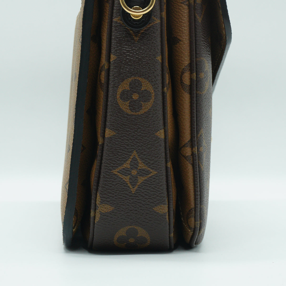 Louis Vuitton	Metis Reverse Mono Canvas Small GHW