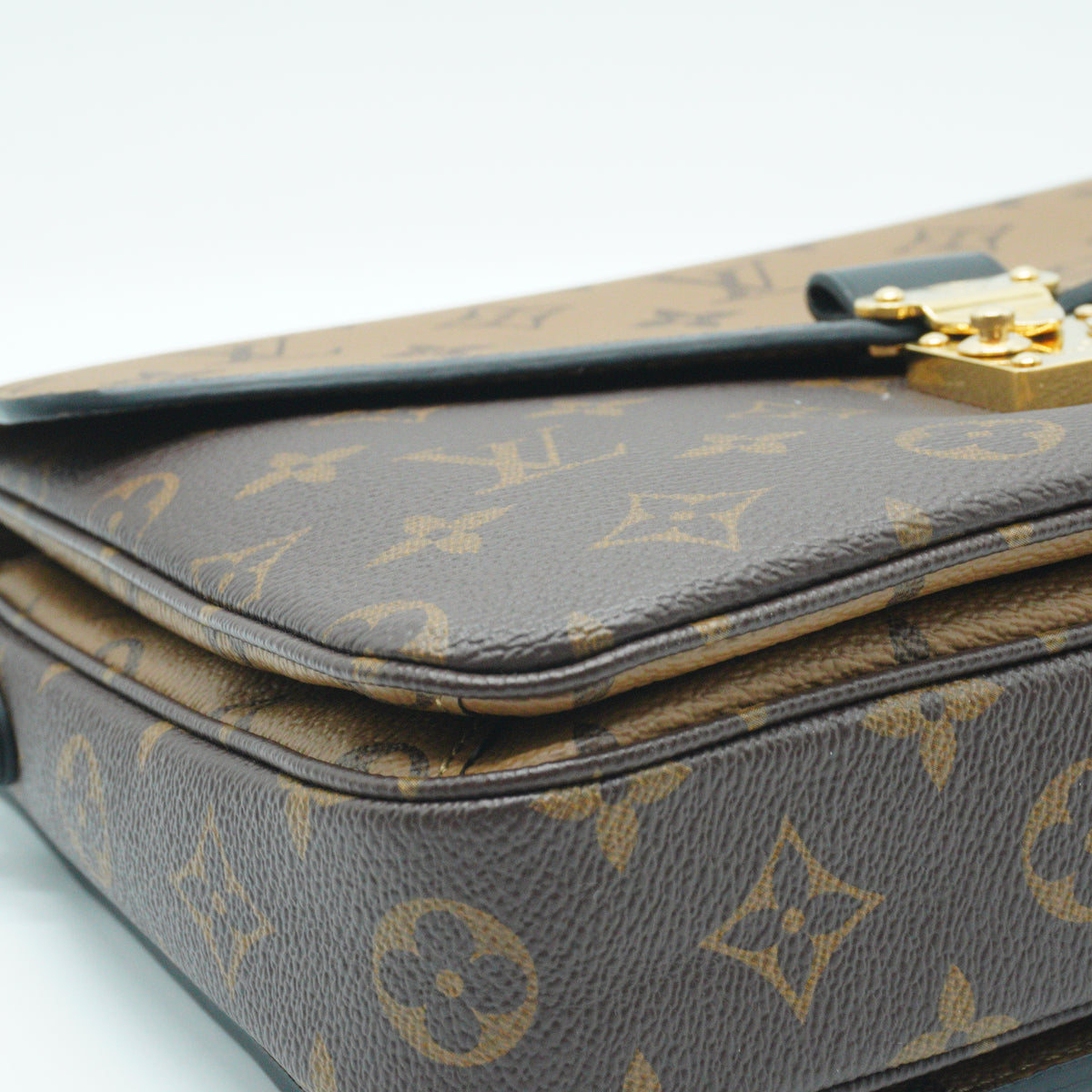 Louis Vuitton	Metis Reverse Mono Canvas Small GHW