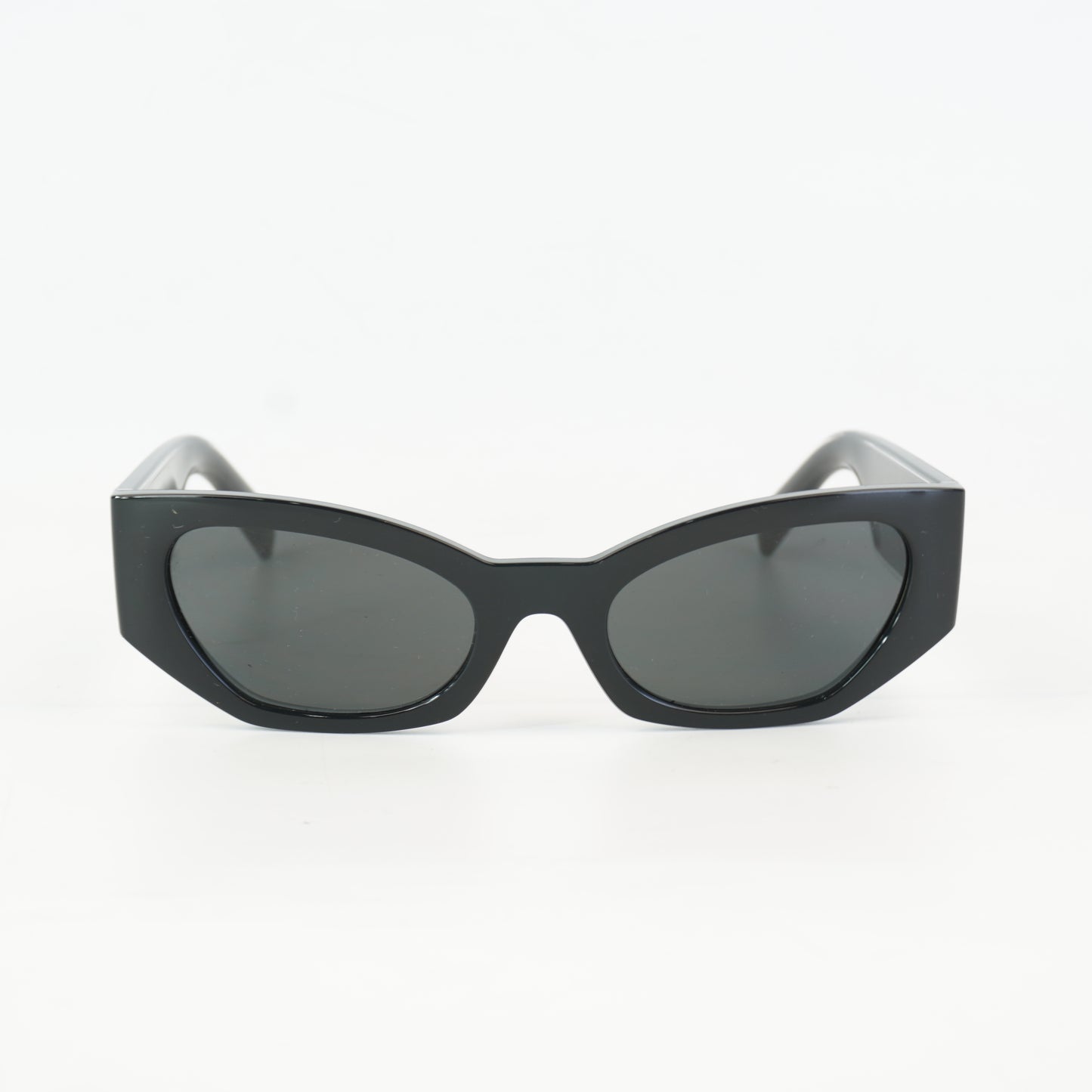 Dolce&Gabanna	Classic Black Cat-Eye