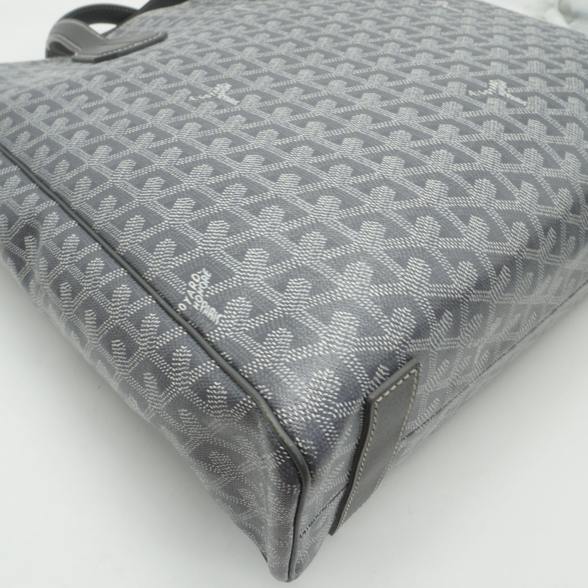 Goyard	Goyardine Voltaire SHW Large