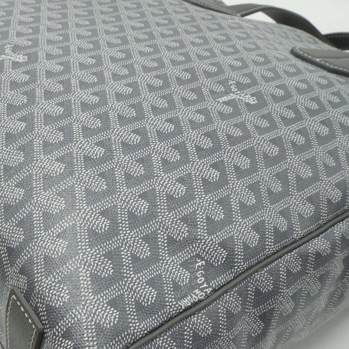 Goyard	Goyardine Voltaire SHW Large