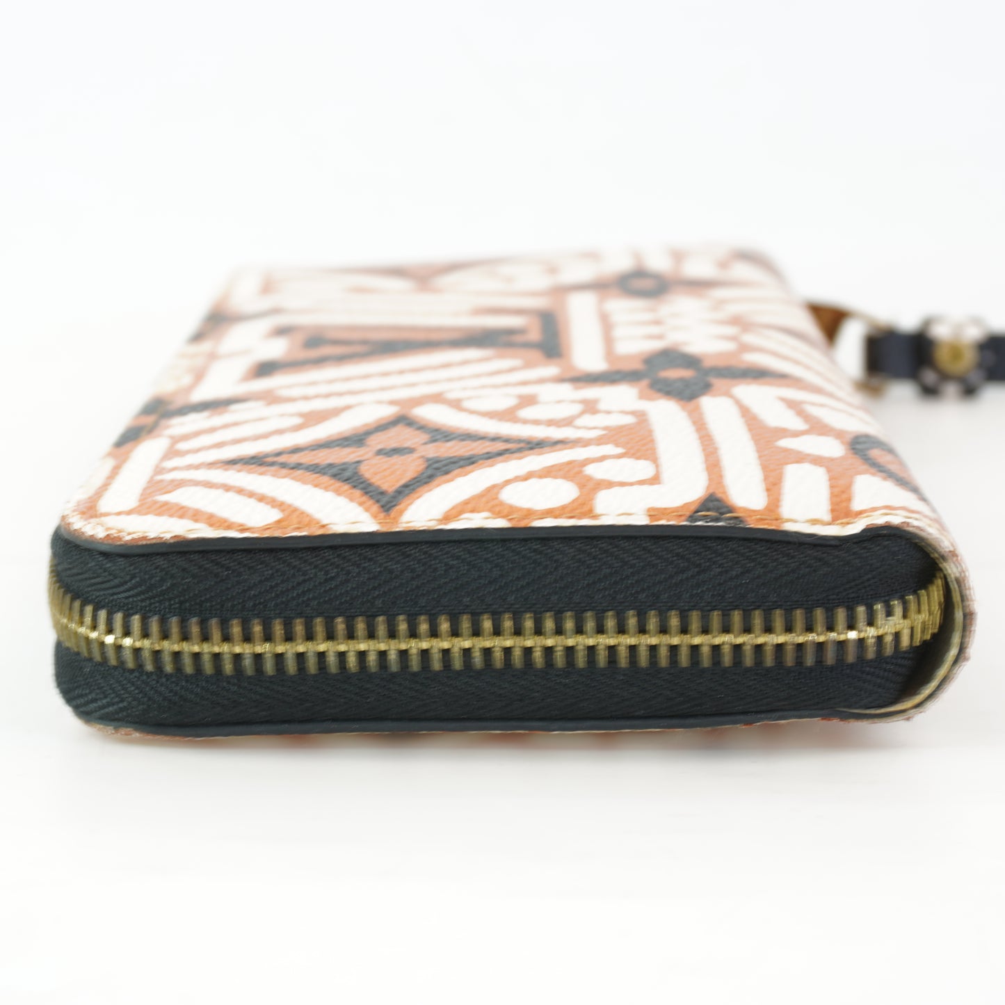 Louis Vuitton	Crafty Long Zippy Wallet
