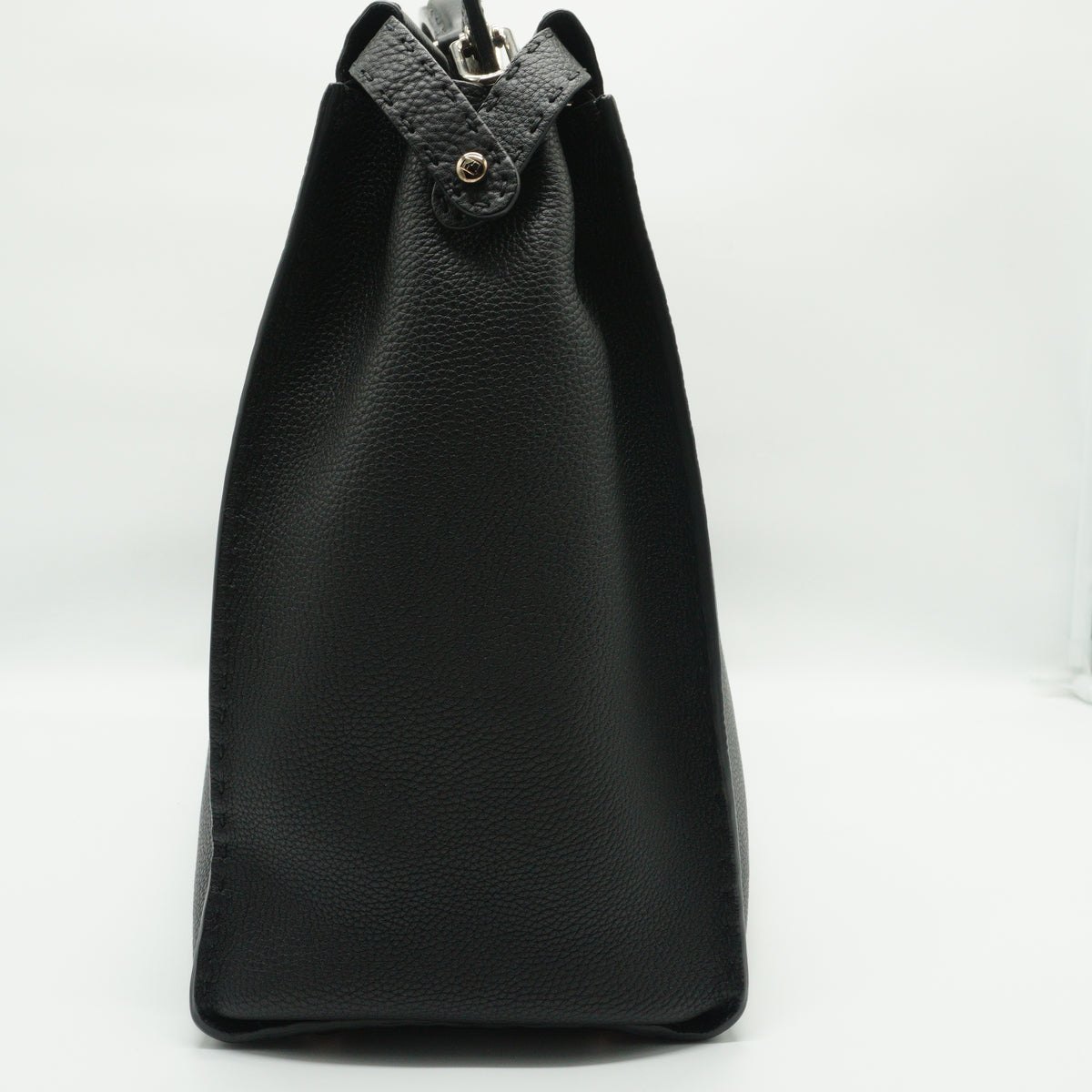 Fendi Selleria Peekaboo Iconic Fit XL Black SHW