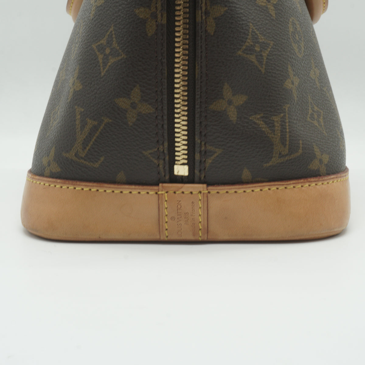 Louis Vuitton	Alma PM handbag Monogram GHW
