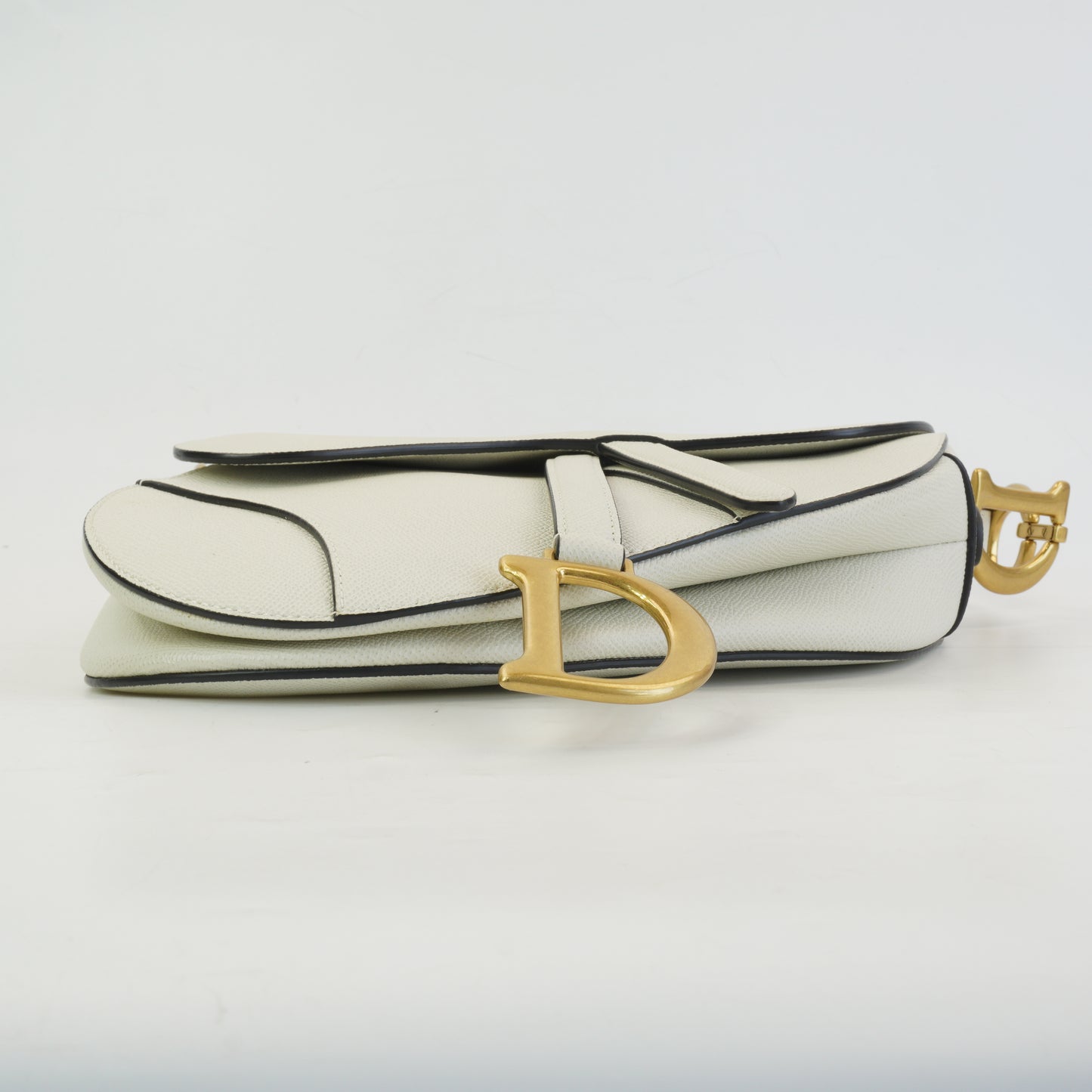 Dior	Saddle White Medium GHW