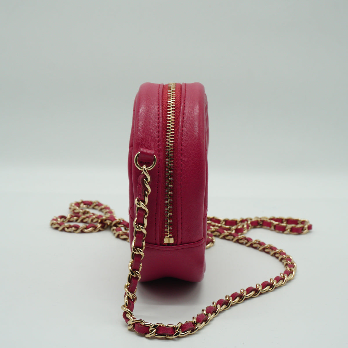 Chanel	Quilted Round Clutch with Chain Pink GHW