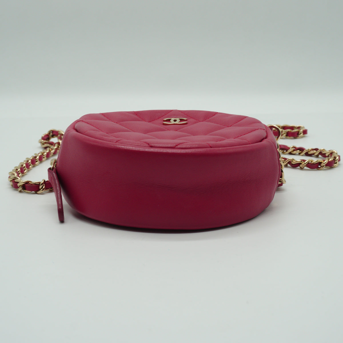 Chanel	Quilted Round Clutch with Chain Pink GHW