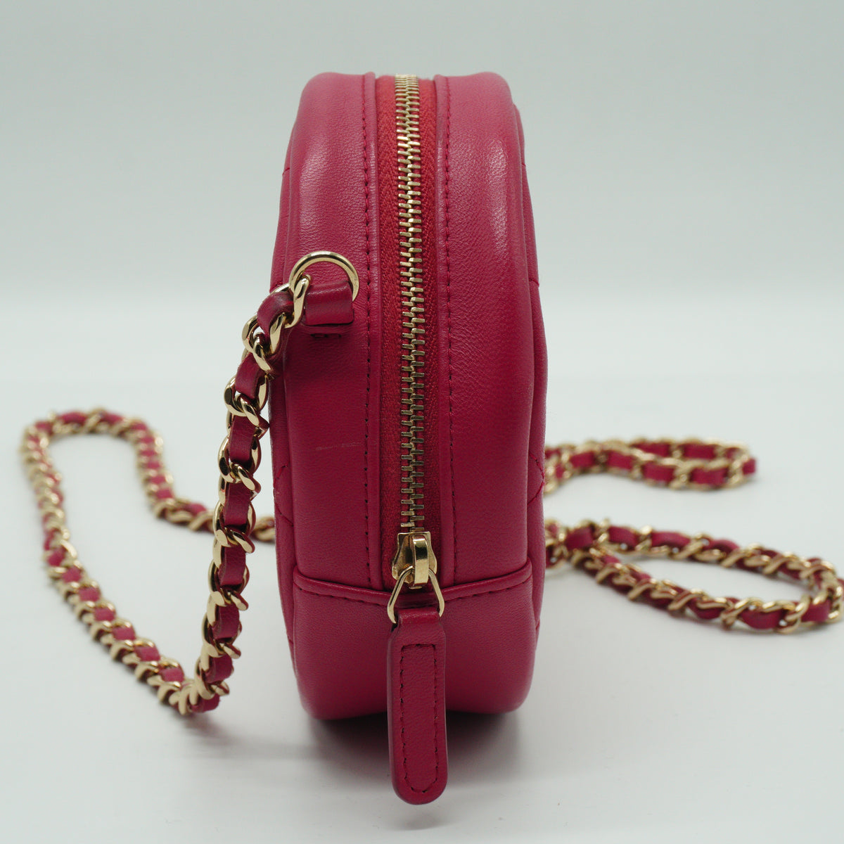 Chanel	Quilted Round Clutch with Chain Pink GHW
