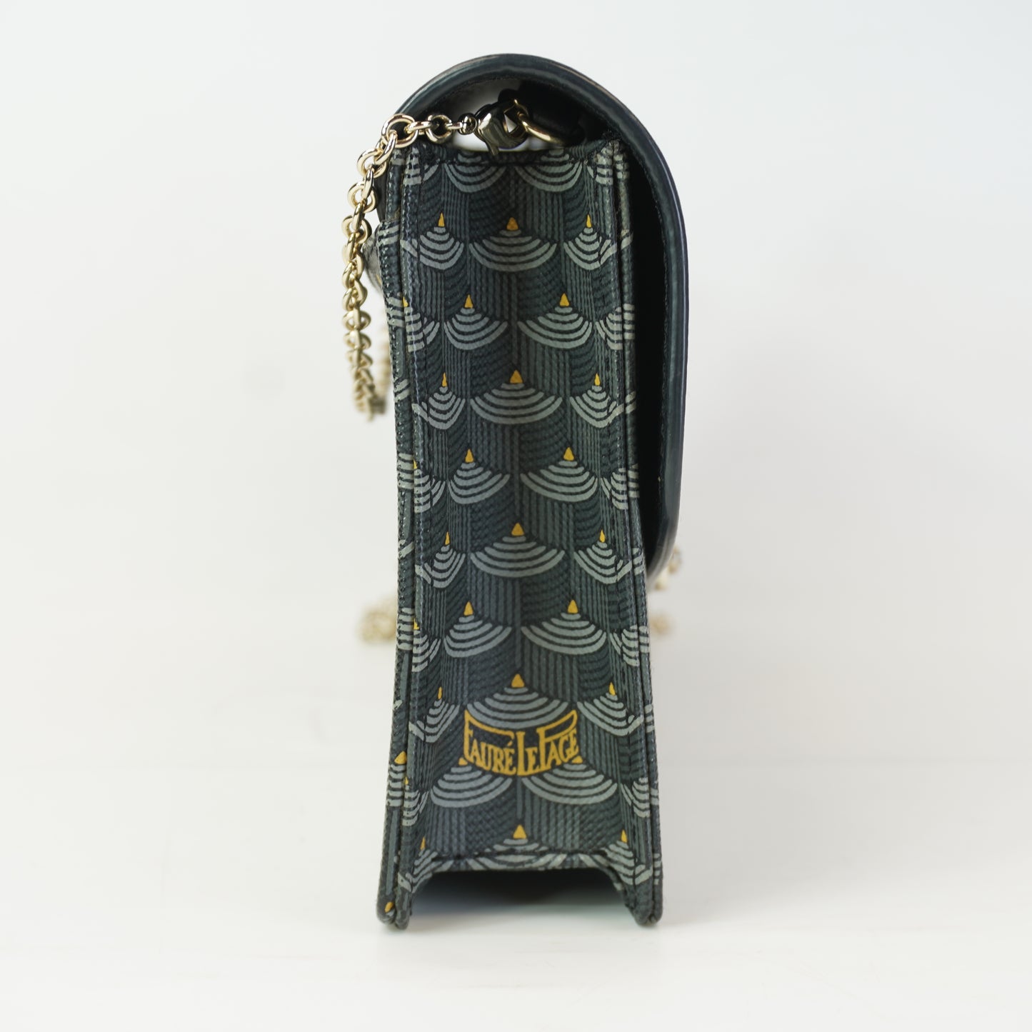 FLP	Parade Pochette