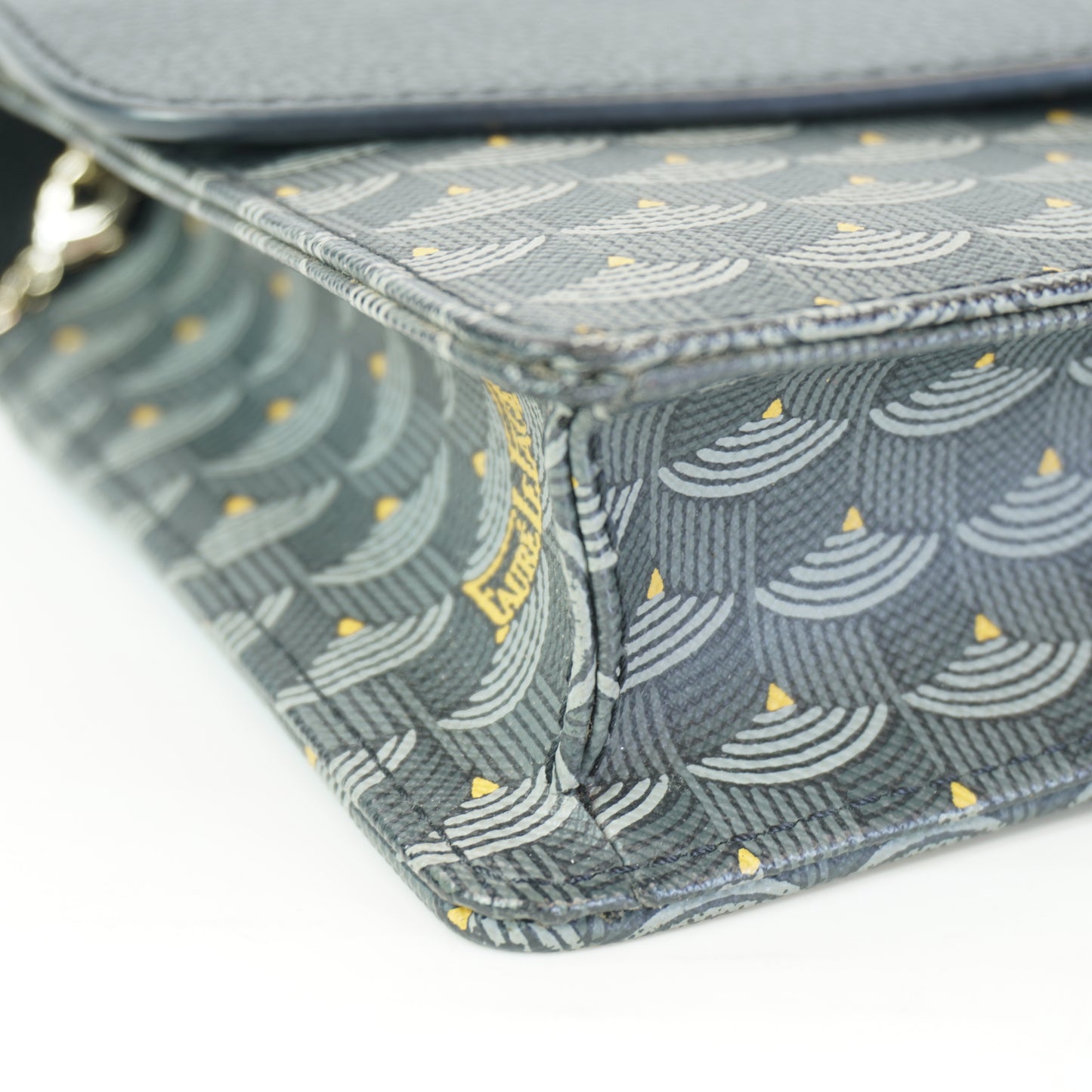 FLP	Parade Pochette