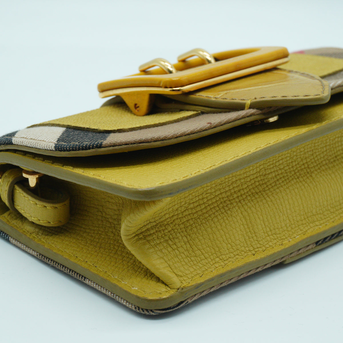 Burberry	House Check Madison Buckle Mini Leather Yellow GHW
