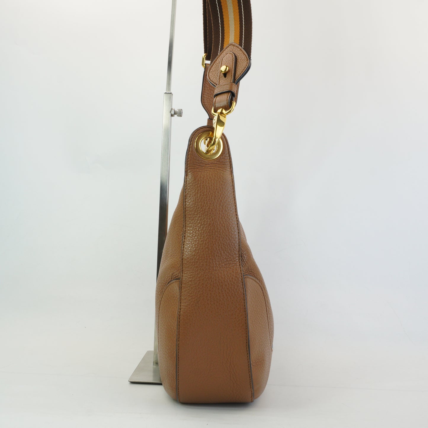 Prada	Vitello Daino Hobo Brown GHW Medium