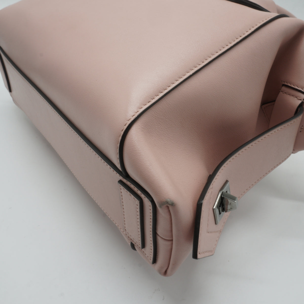Givenchy Antigona Soft Bag Baby Pink Medium SHW
