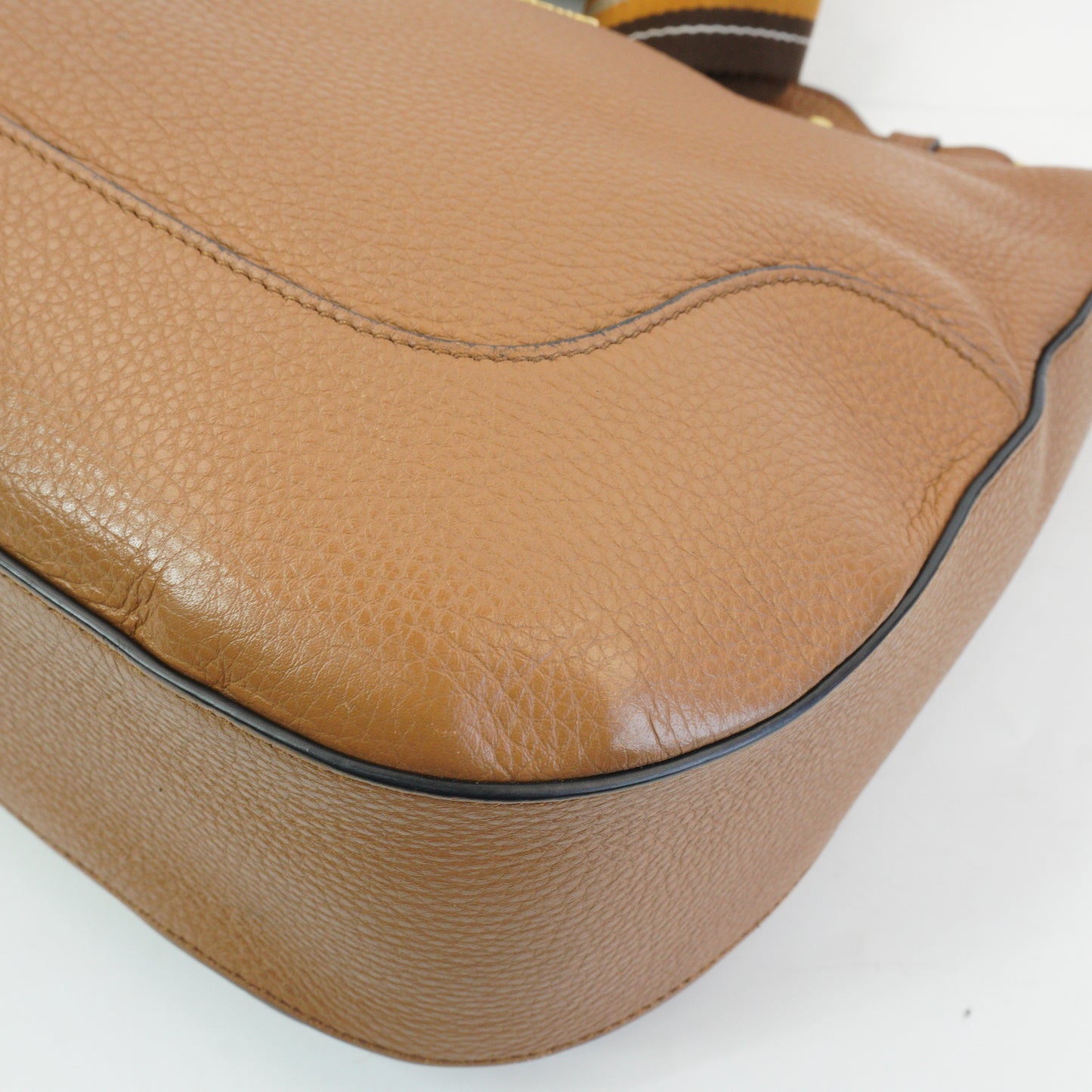 Prada	Vitello Daino Hobo Brown GHW Medium