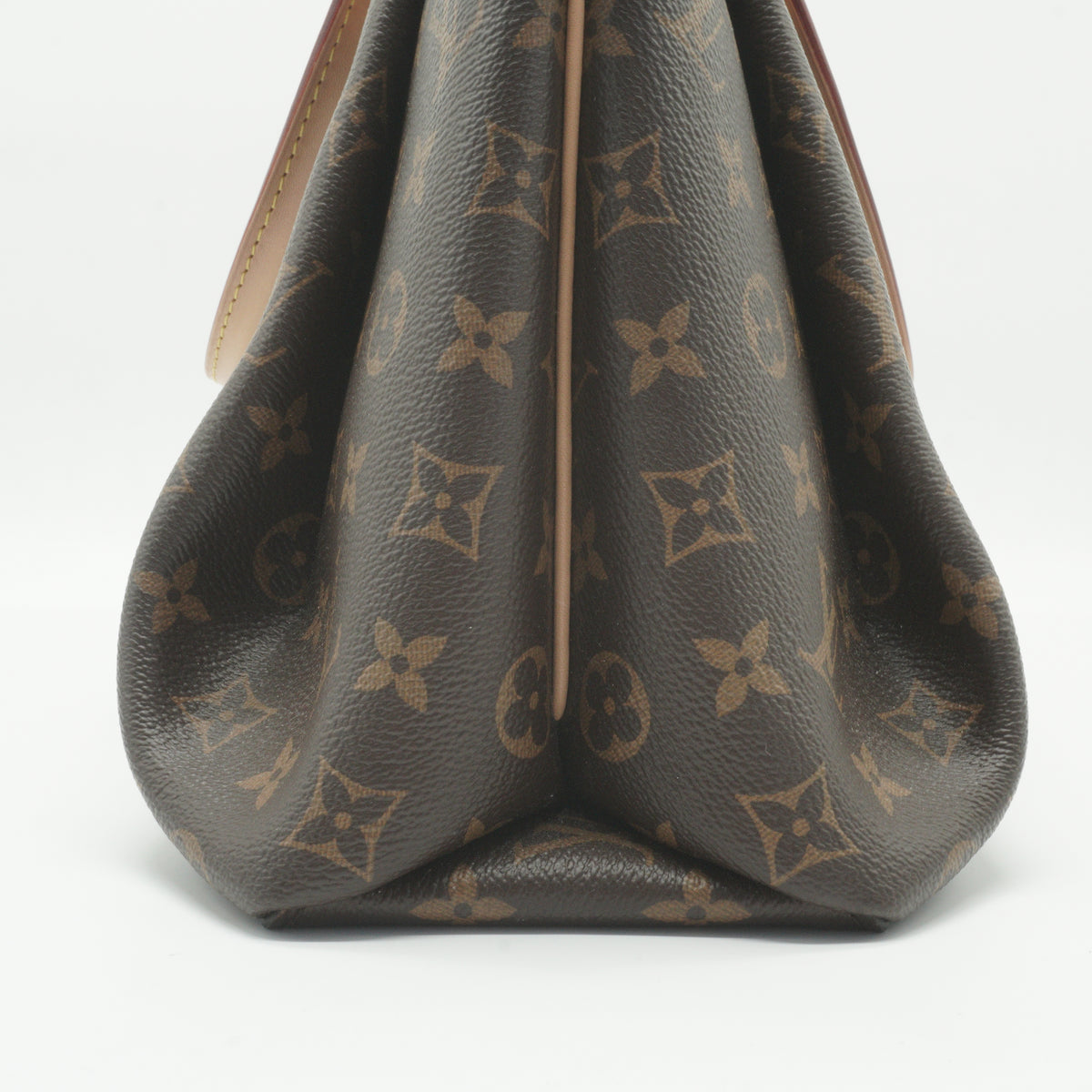 Louis Vuitton	Rivoli MM Monogram GHW