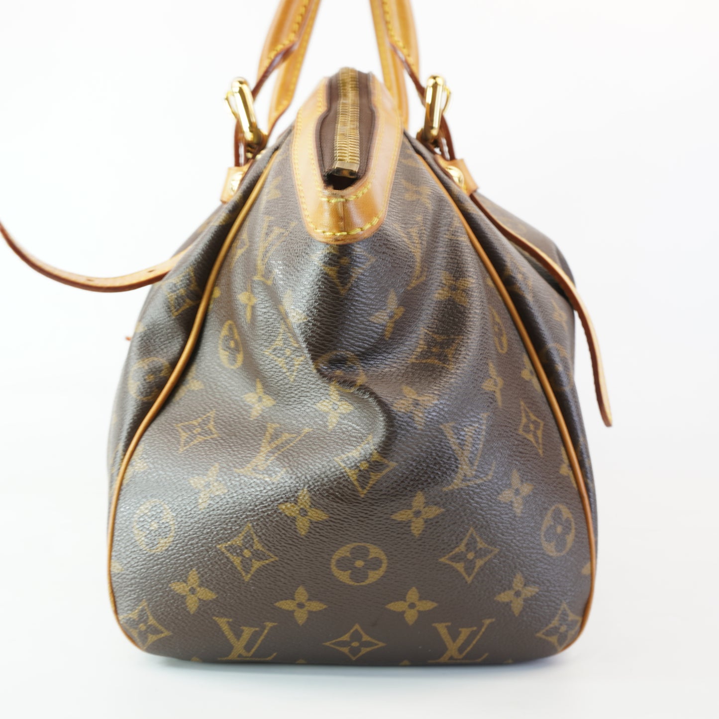 Louis Vuitton	Tivoli GM