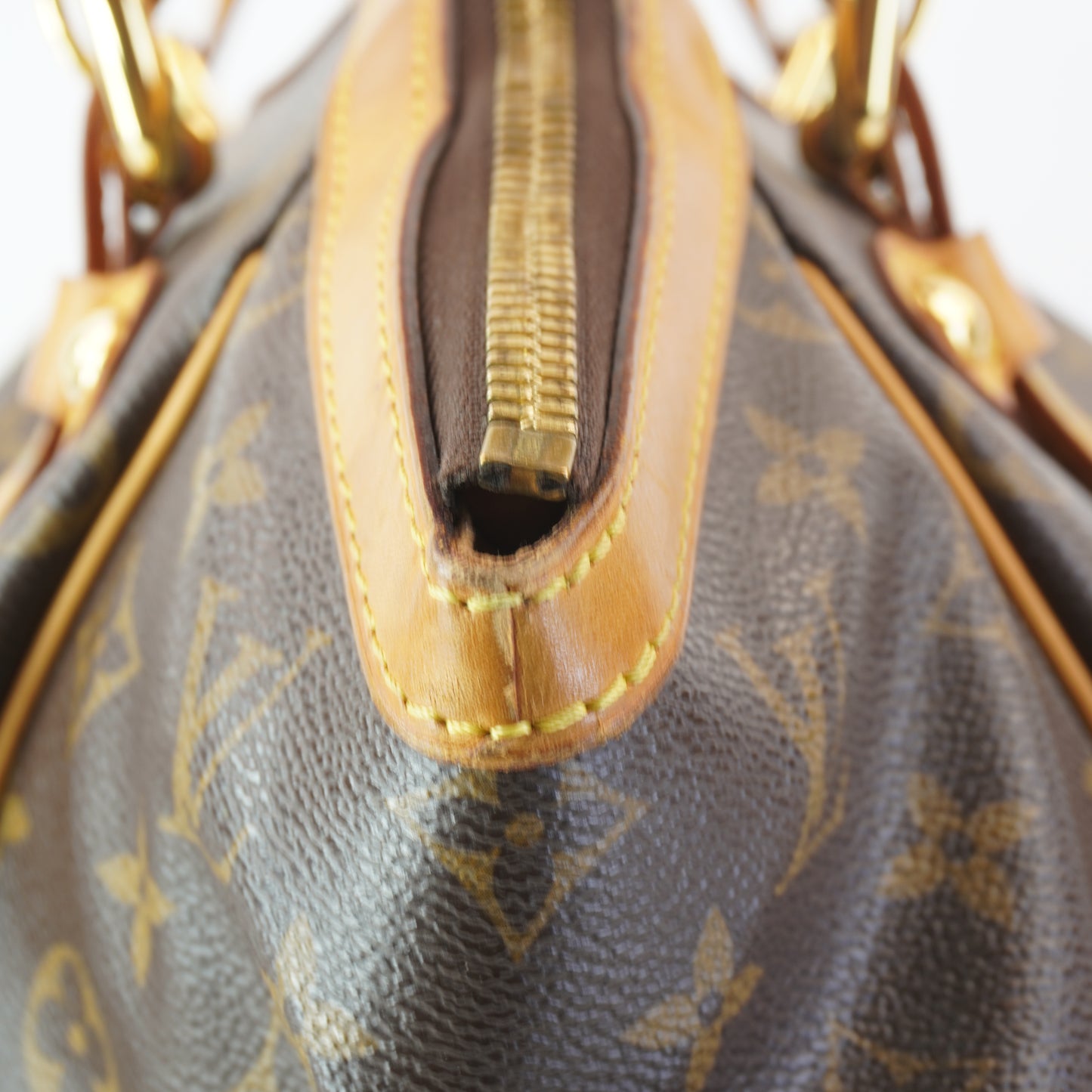 Louis Vuitton	Tivoli GM