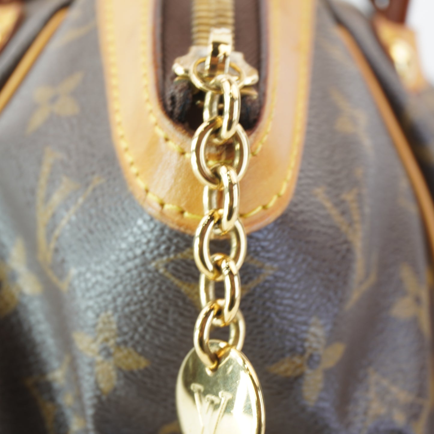 Louis Vuitton	Tivoli GM