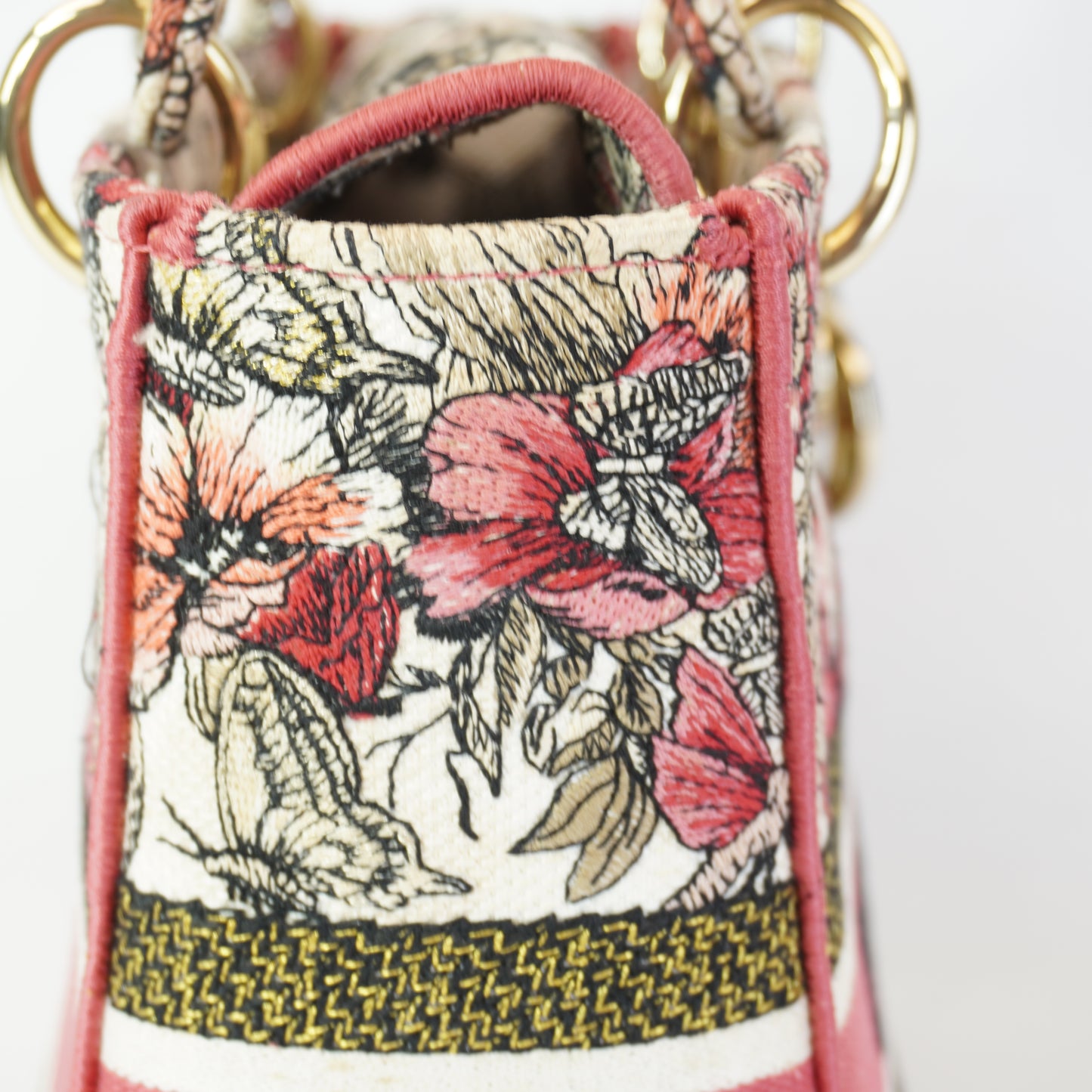Dior	Lady D-Lite Bag Medium GHW