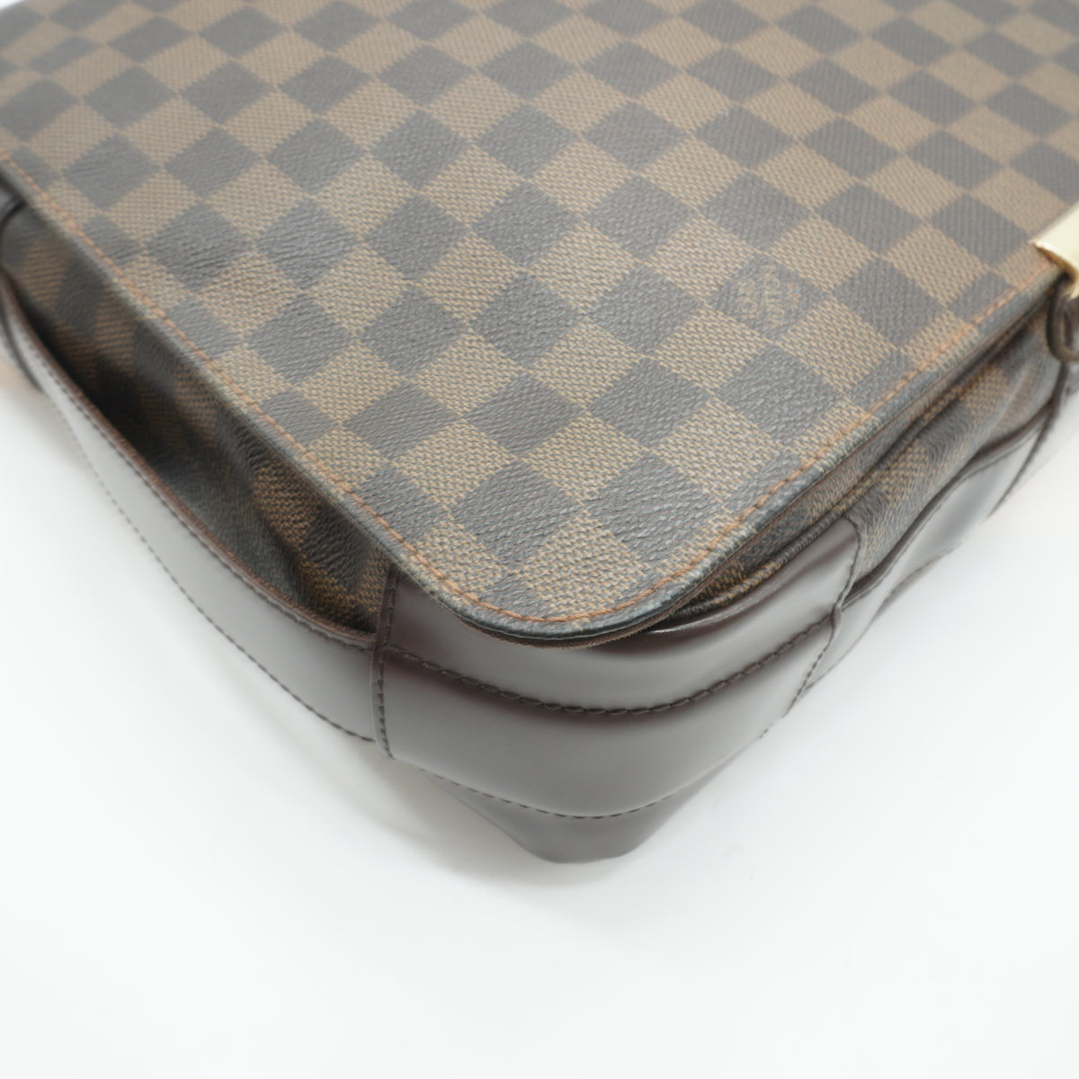 Louis Vuitton	Bastille Messenger Bag DE Large GHW