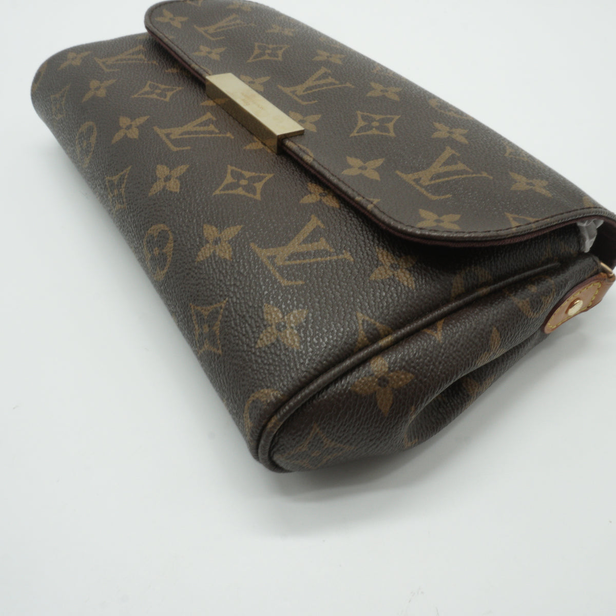Louis Vuitton	Favorite MM Monogram GHW