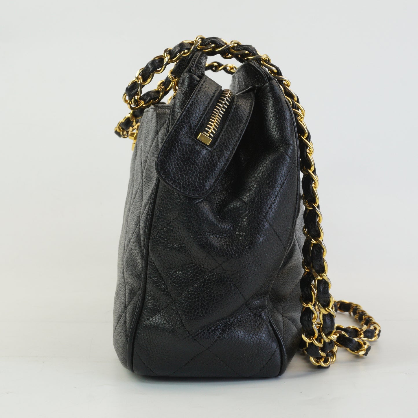 Chanel CC Caviar Front Pocket Shoulder Bag Black GHW Medium