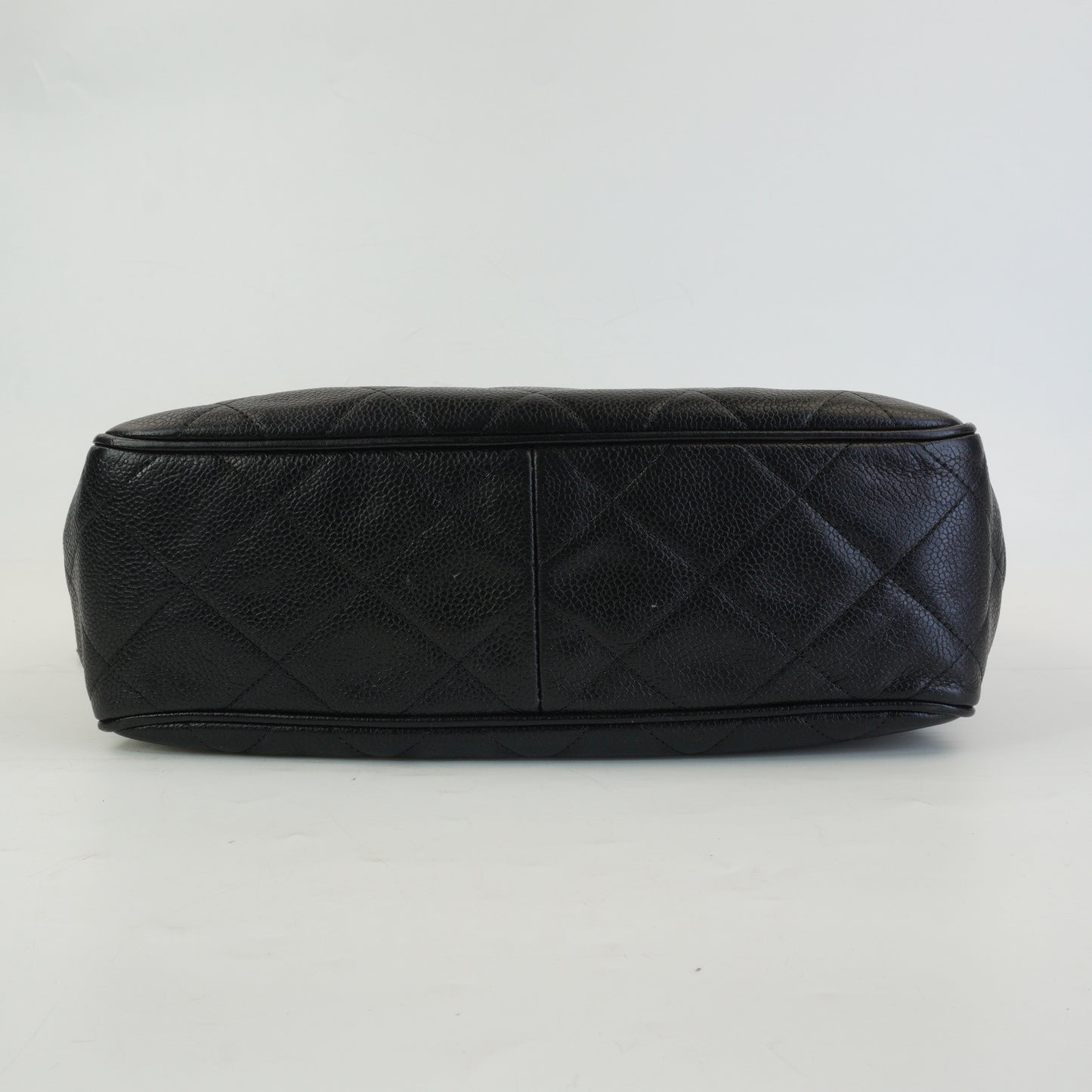 Chanel CC Caviar Front Pocket Shoulder Bag Black GHW Medium