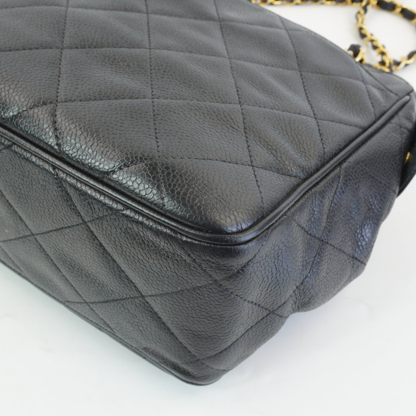 Chanel CC Caviar Front Pocket Shoulder Bag Black GHW Medium