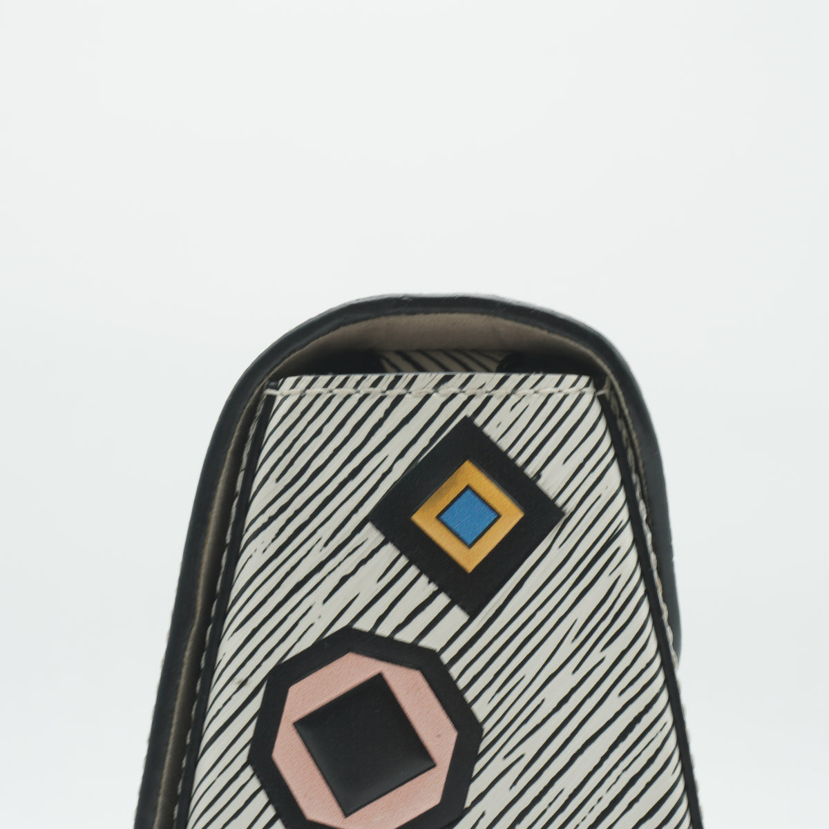 Louis Vuitton	Twist MM Azteque Epi Bag SHW