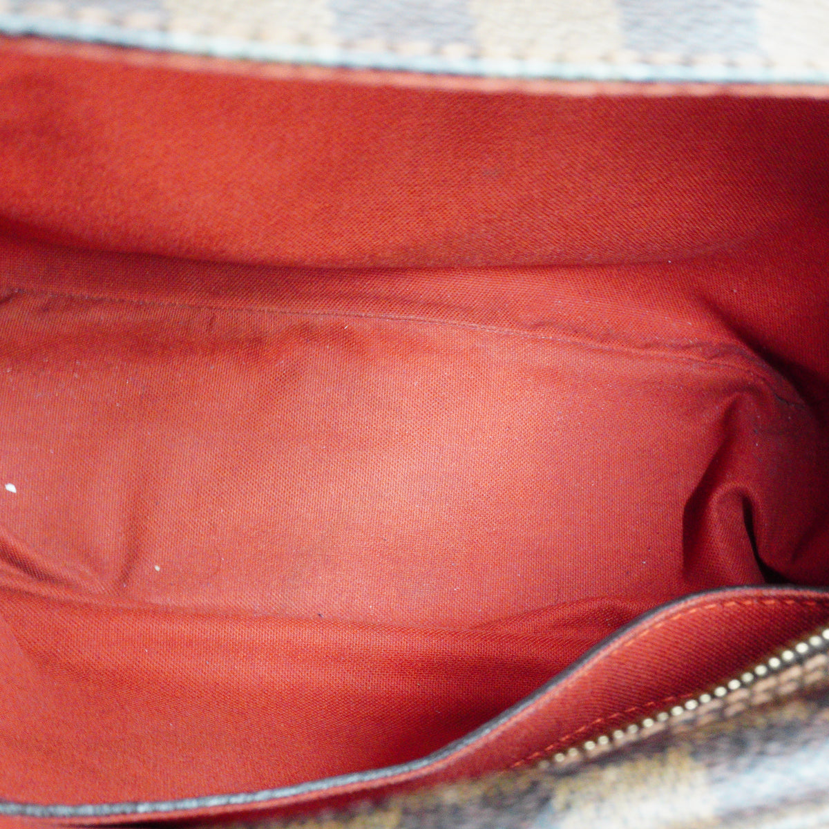 Louis Vuitton	Naviglio Messenger Bag Medium GHW
