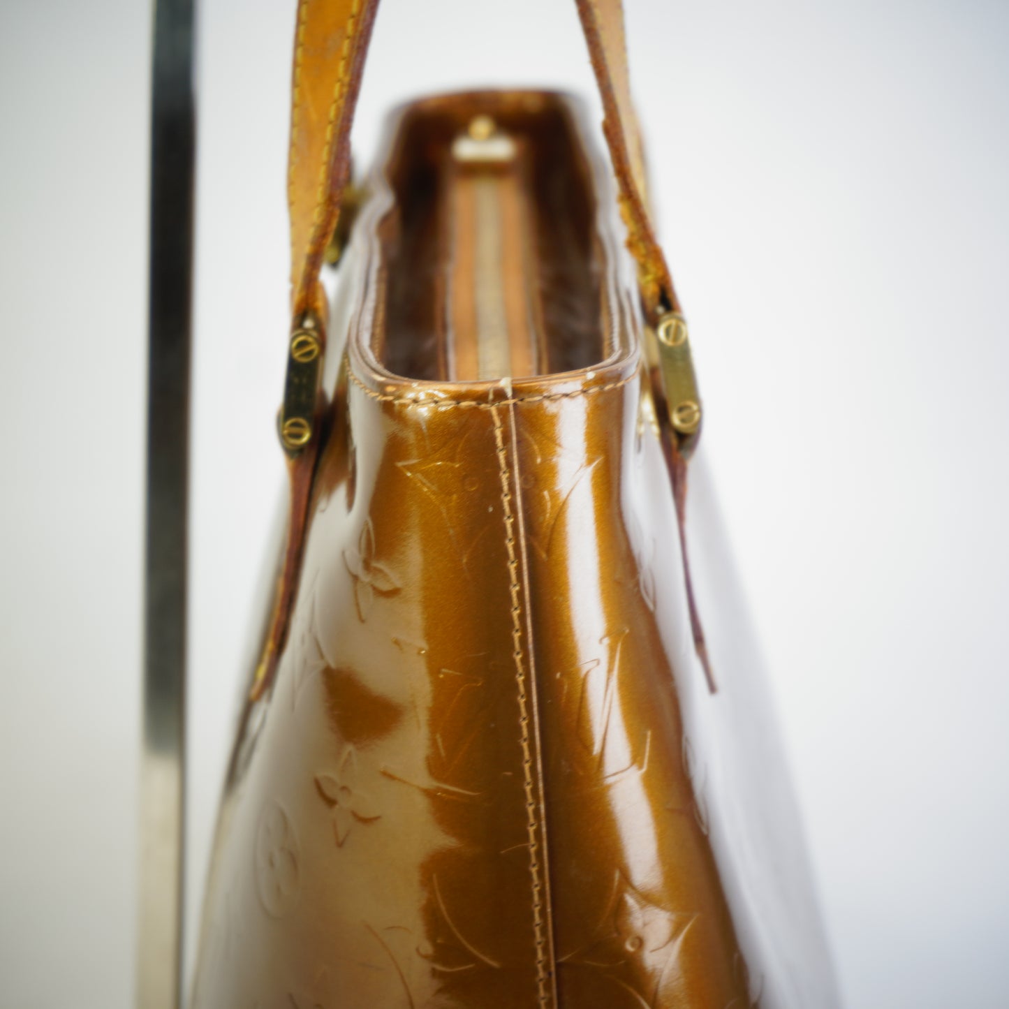 Louis Vuitton	Bronze Monogram Vernis Columbos Tote