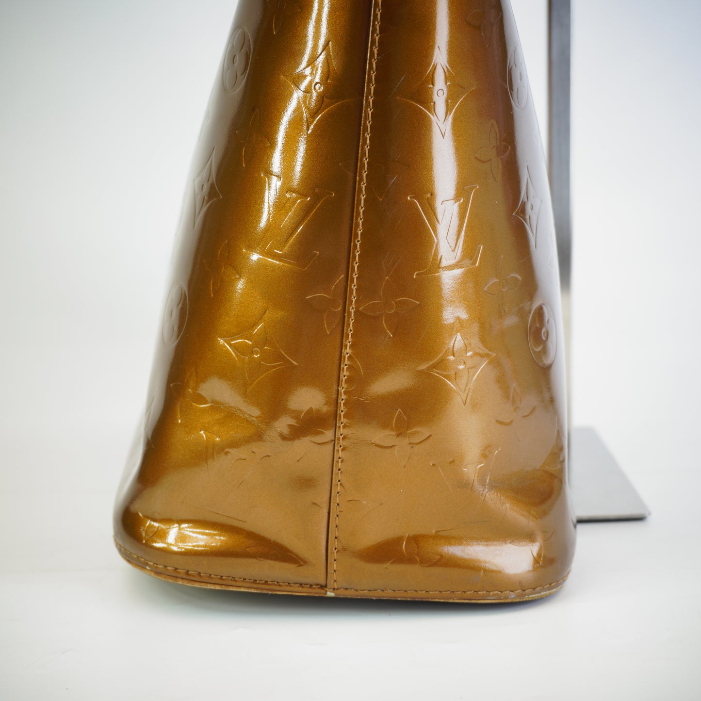 Louis Vuitton	Bronze Monogram Vernis Columbos Tote