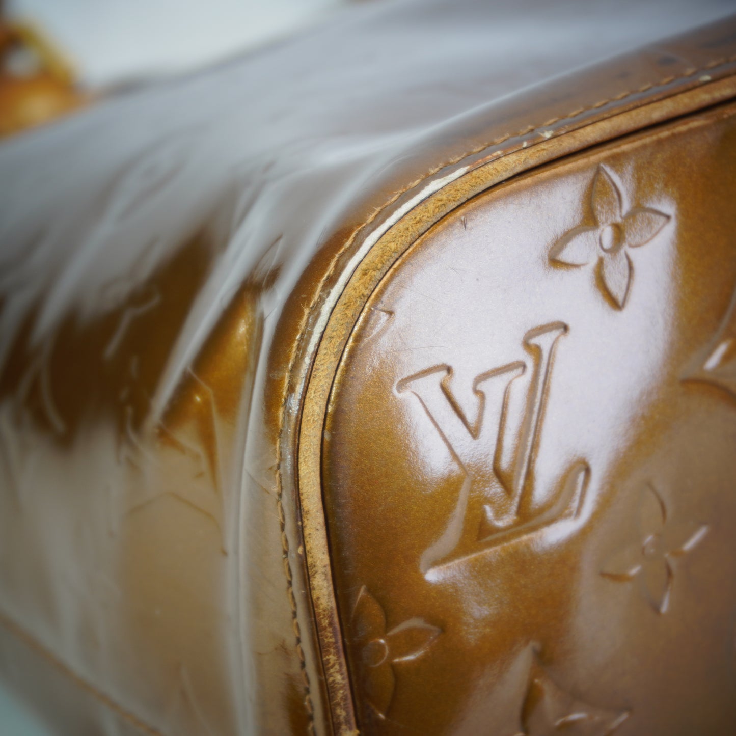 Louis Vuitton	Bronze Monogram Vernis Columbos Tote