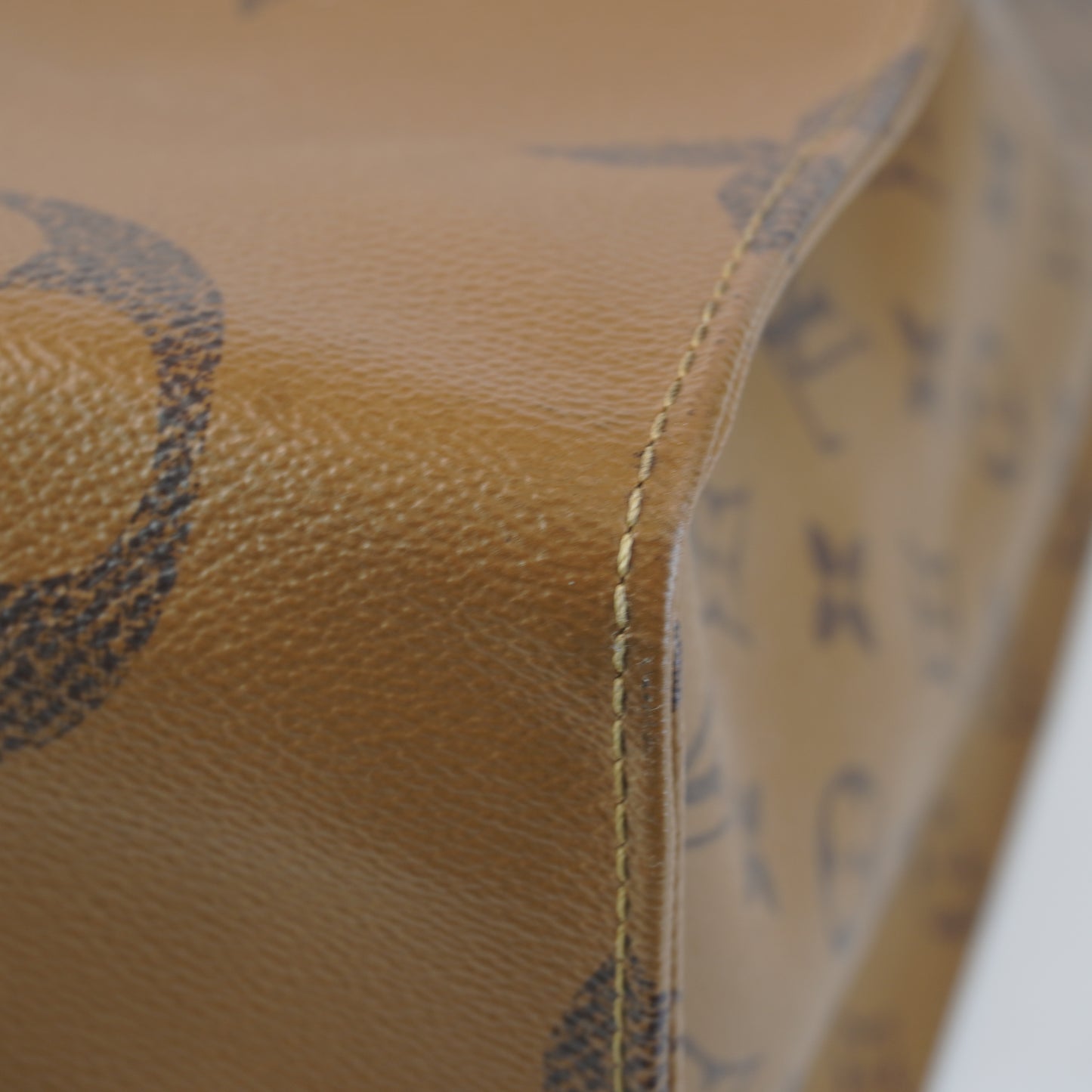 Louis Vuitton	On The Go Tote Mono