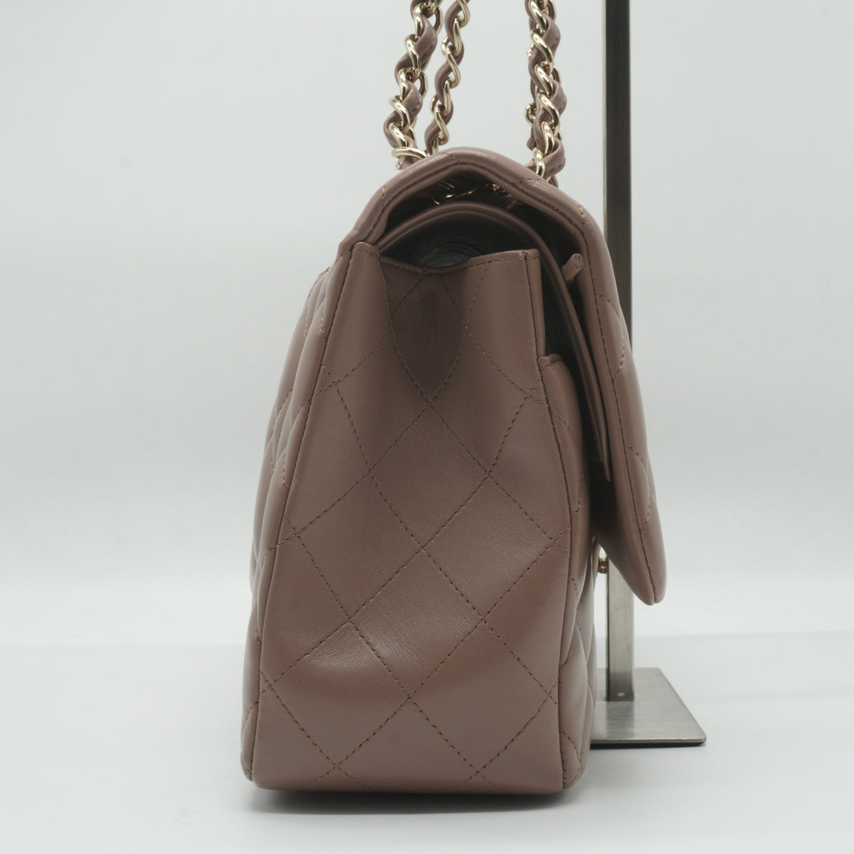 Chanel	Double Flap Lambskin Jumbo Old Rose Beige GHW