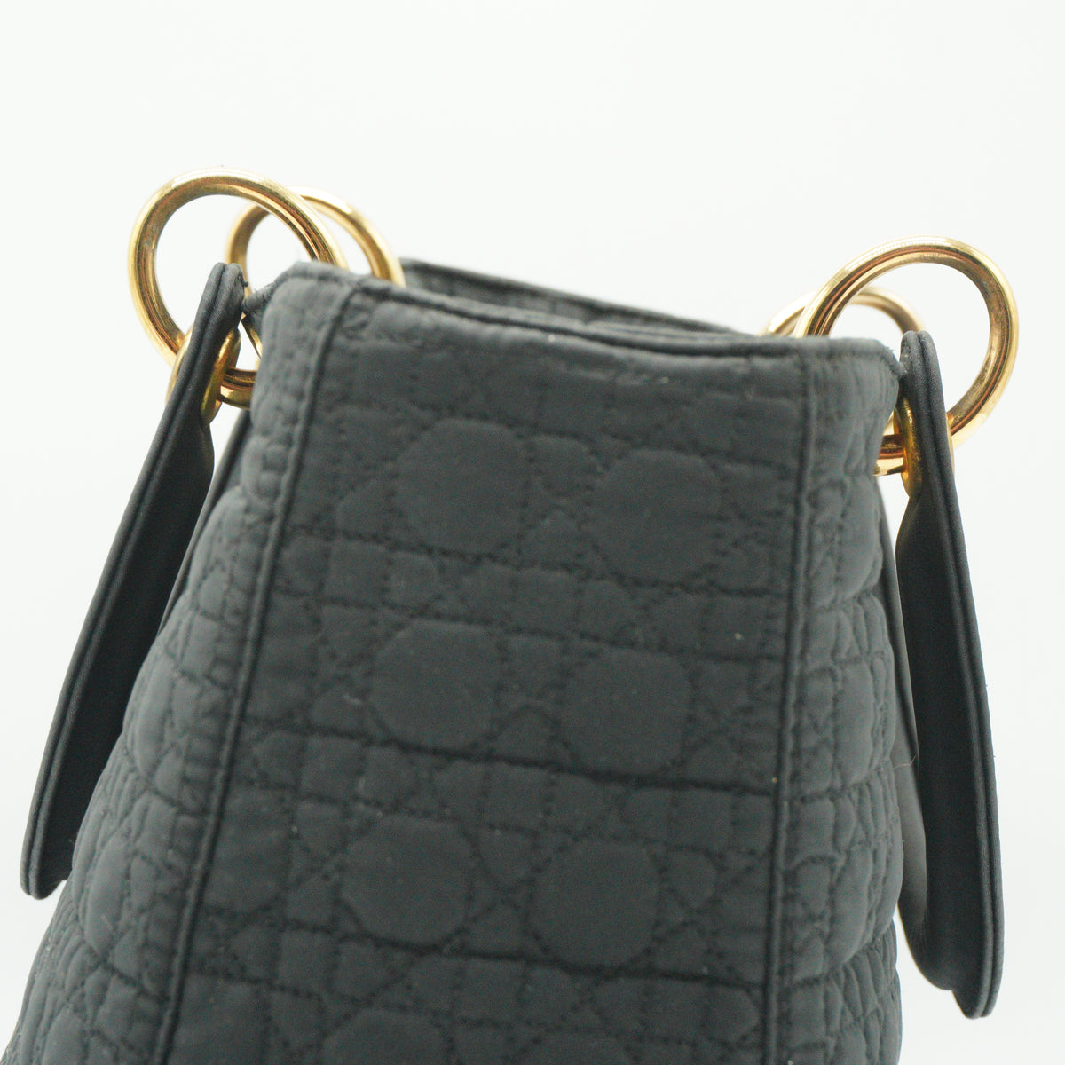 Dior	Cannage Lady Dior Medium Black GHW