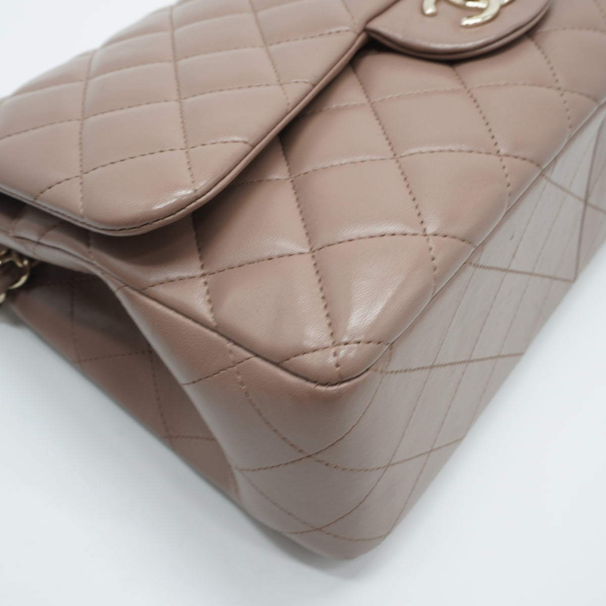 Chanel	Double Flap Lambskin Jumbo Old Rose Beige GHW