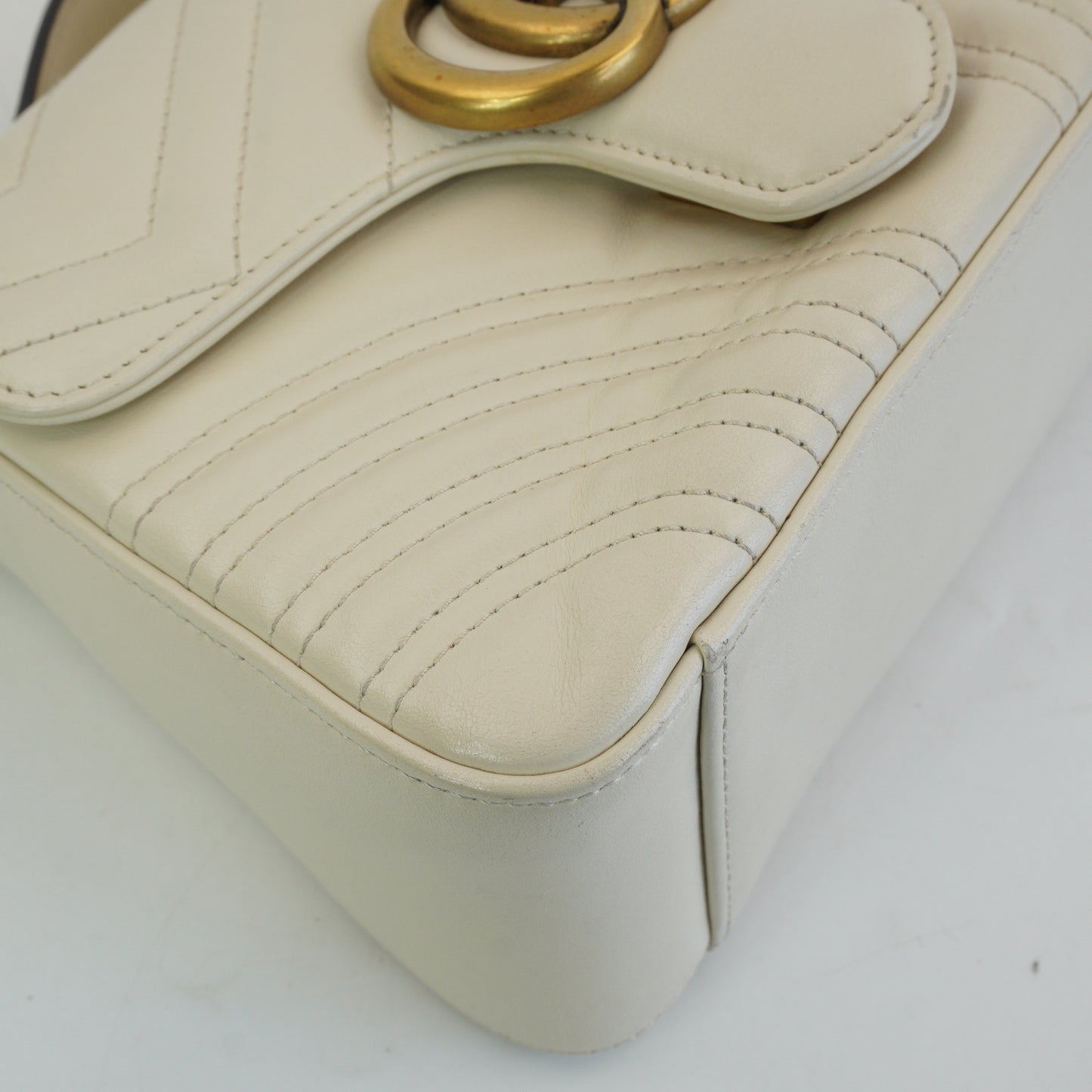 Gucci Marmont Top handle White GHW Small
