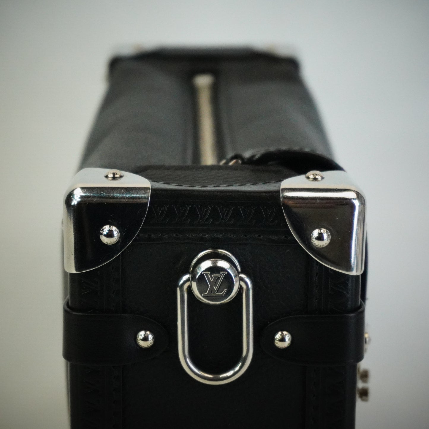 Louis Vuitton	Side Trunk MM