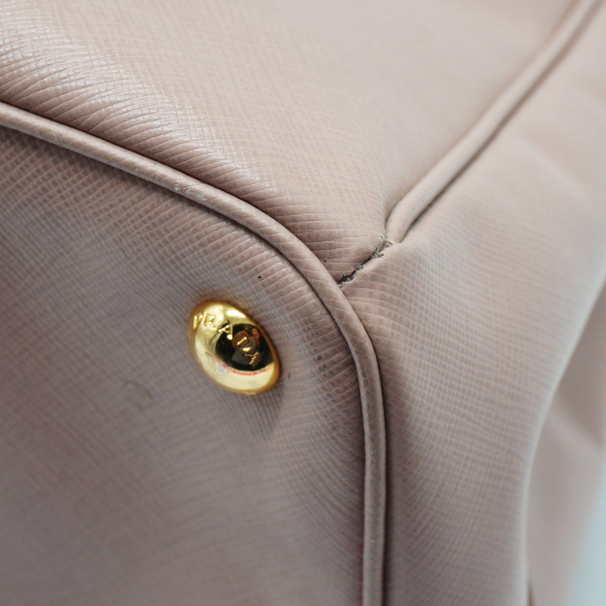 Prada Light pink Saffiano Large GHW