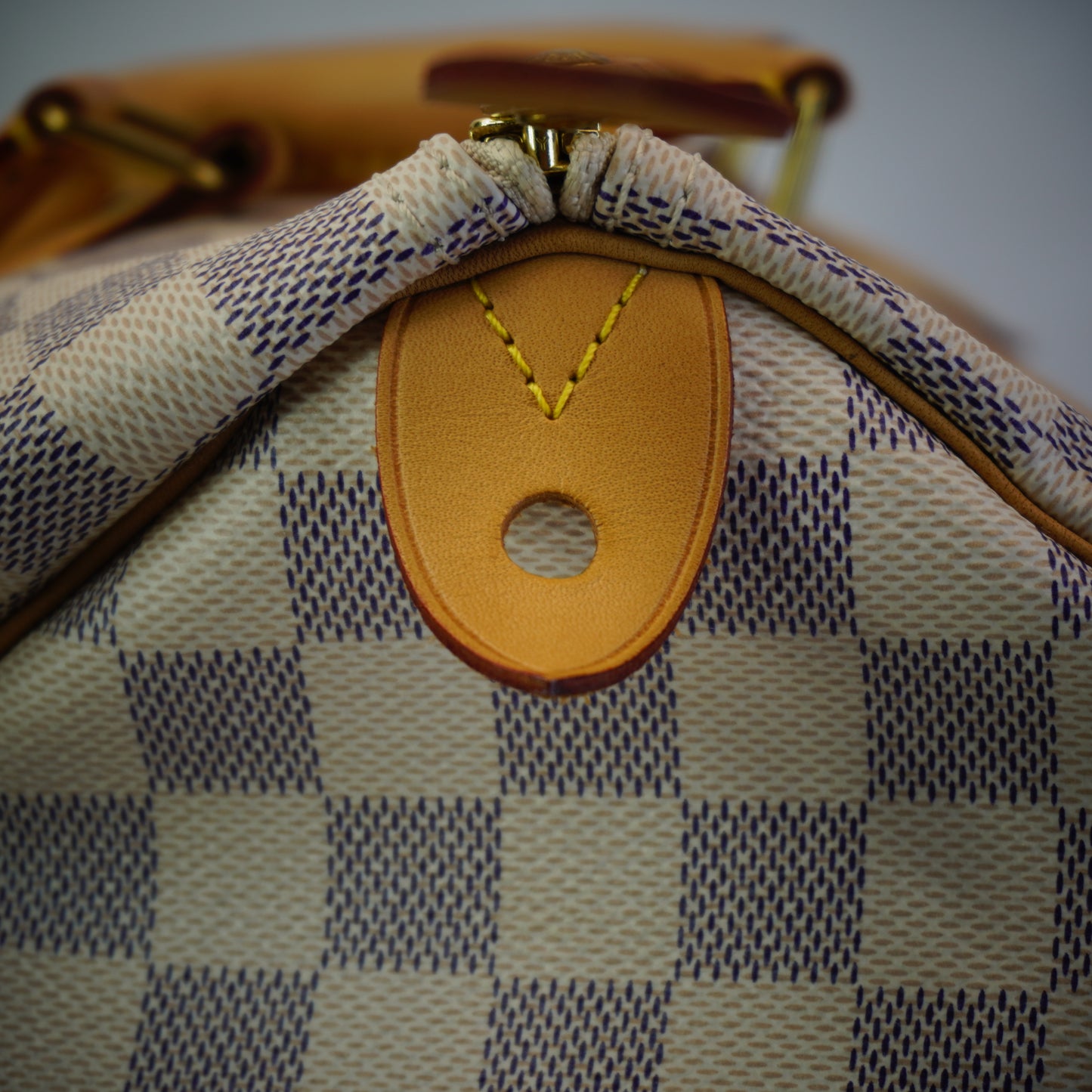 Louis Vuitton	Speedy Damier Azur Medium GHW