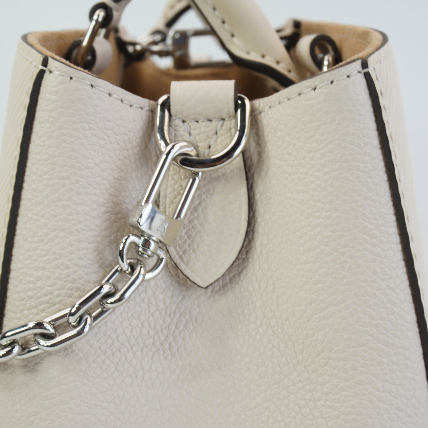 Louis Vuitton	Marelle Tote BB SHW Small  White