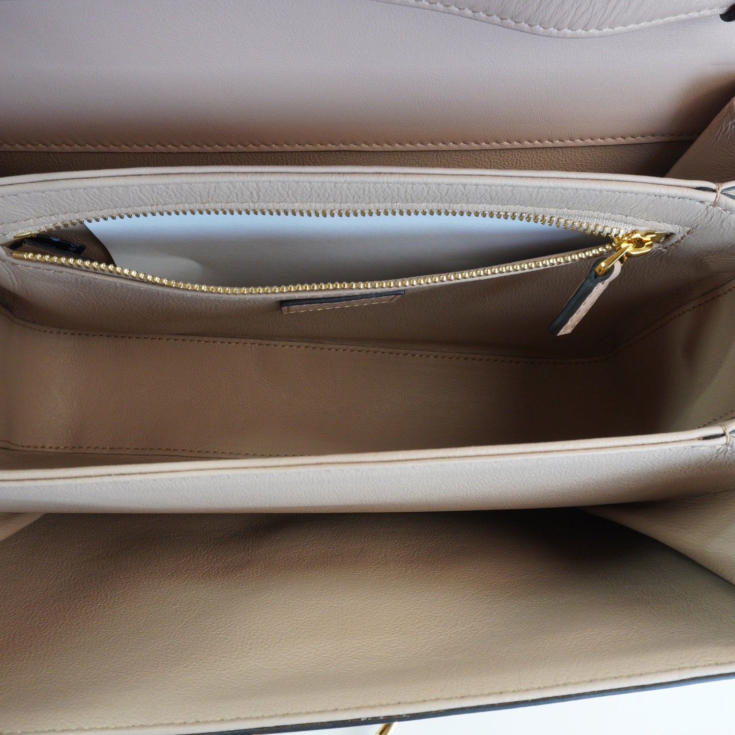 Gucci Siena Top Handle Bag GHW Beige