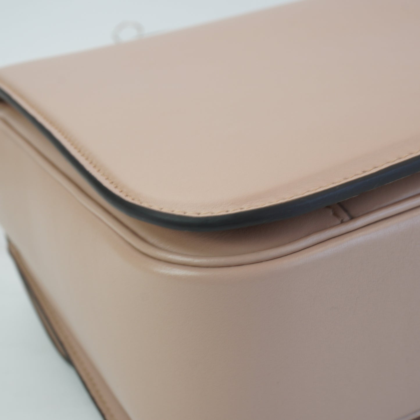Gucci Siena Top Handle Bag GHW Beige
