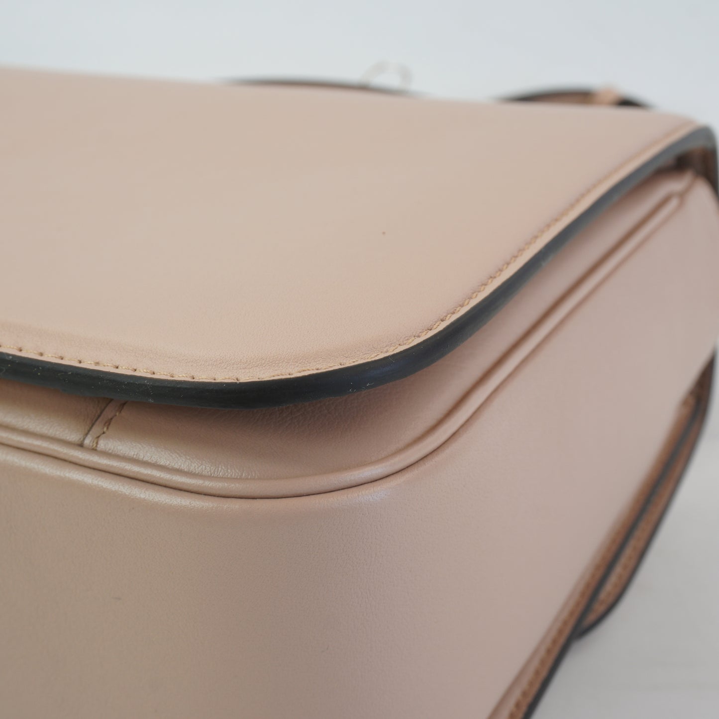 Gucci Siena Top Handle Bag GHW Beige