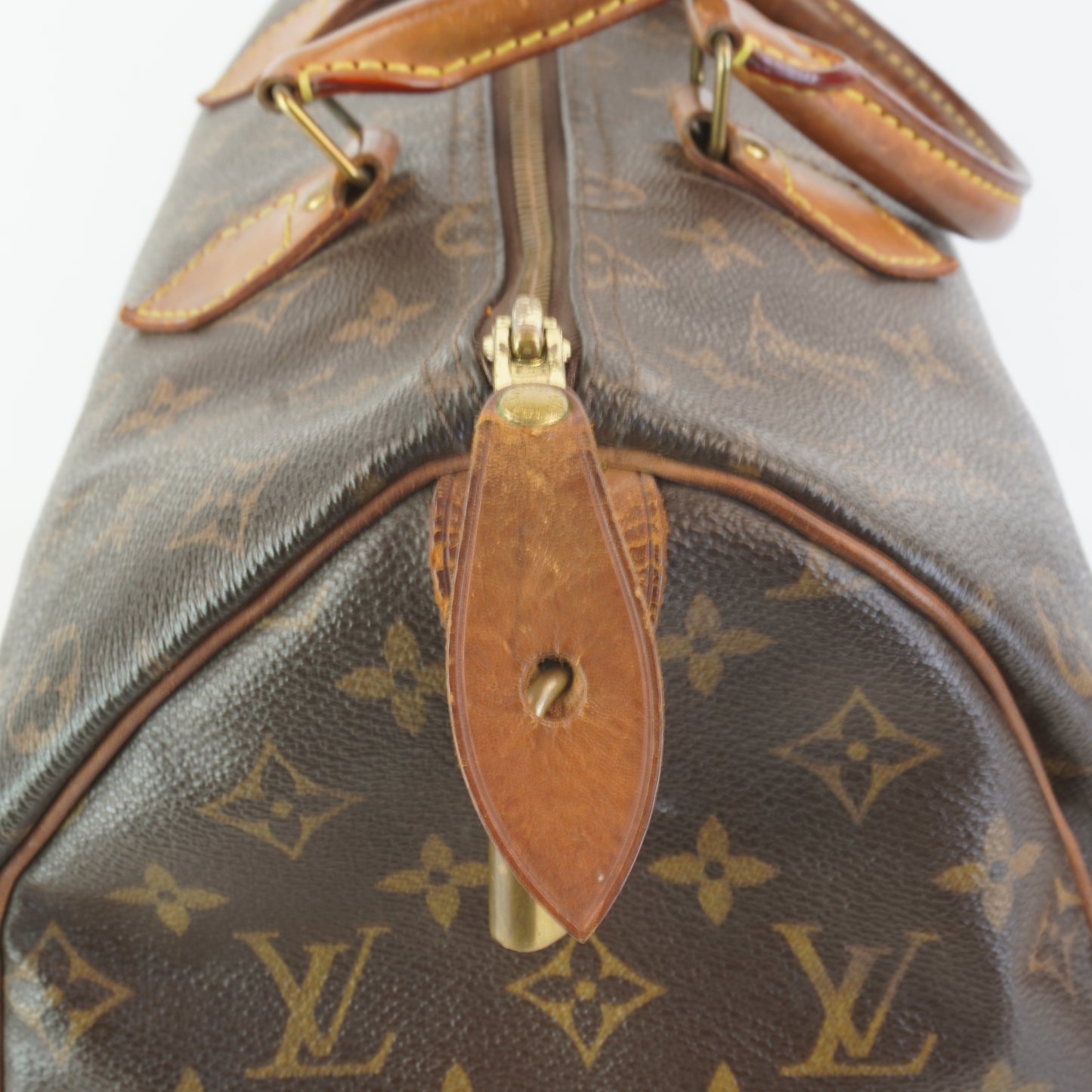 Louis Vuitton	Speedy Monogram 30