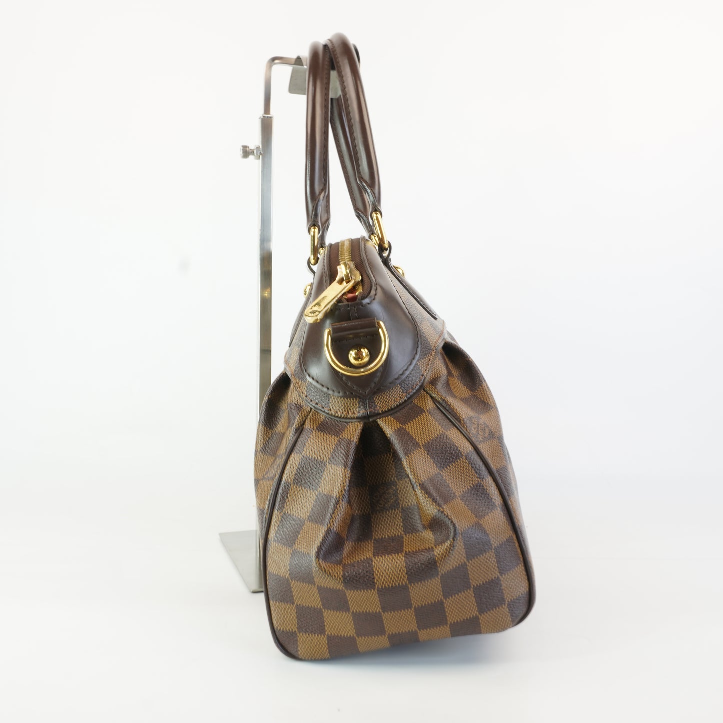 Louis Vuitton	Trevi