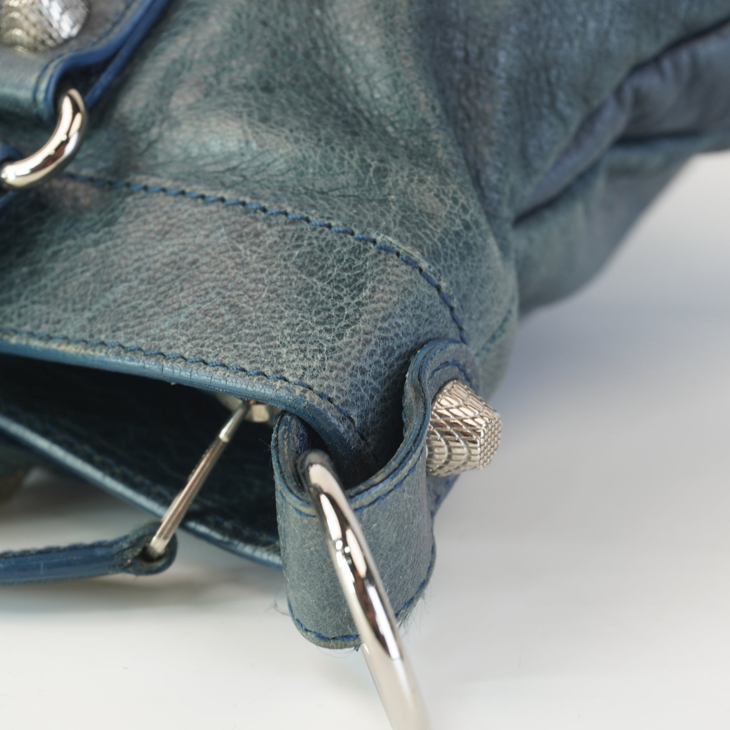 Balenciaga Agneua Giant 21 City